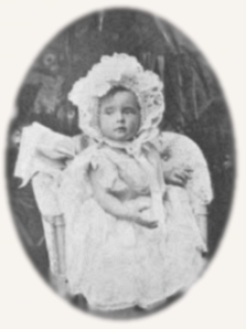 tatiababyoval.jpg (46077 bytes)